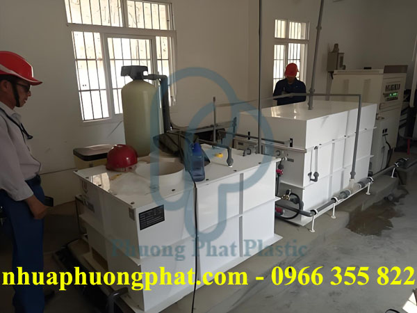 BÀN GIAO BỂ NHỰA PP ROCHLING CHỨA HNO3